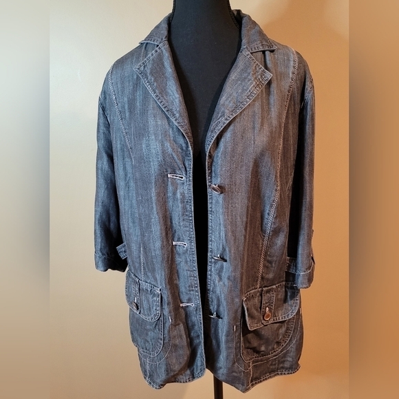 CAVITA Chambray Button Front Jacket, Grey with Pink Stitching, Western Office - Picture 2 of 14
